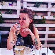 Laureata in Storia dell’Arte, offro aiuto per lo studio e i compiti di Italiano o letteratura italiana per ogni grado scolastico